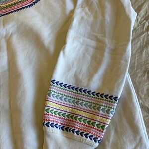 Boden Embroidered White Long Sleeve Sweatshirt